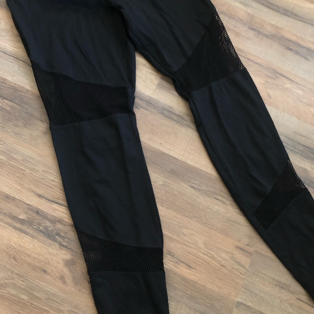 Mesh Cutout Leggings